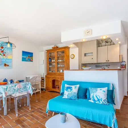 Appartement Saphir - Welkeys Grimaud Exterior photo