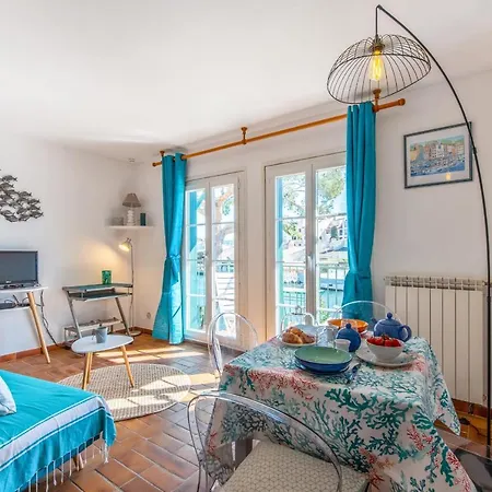Appartement Saphir - Welkeys Grimaud Exterior photo